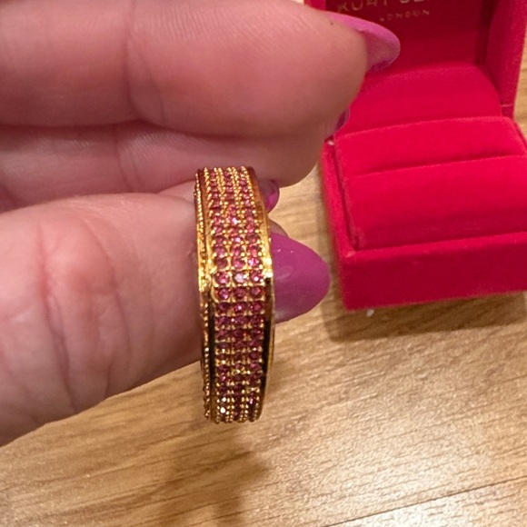 Kurt Geiger Gold Heart Ring - Picture 7 of 8